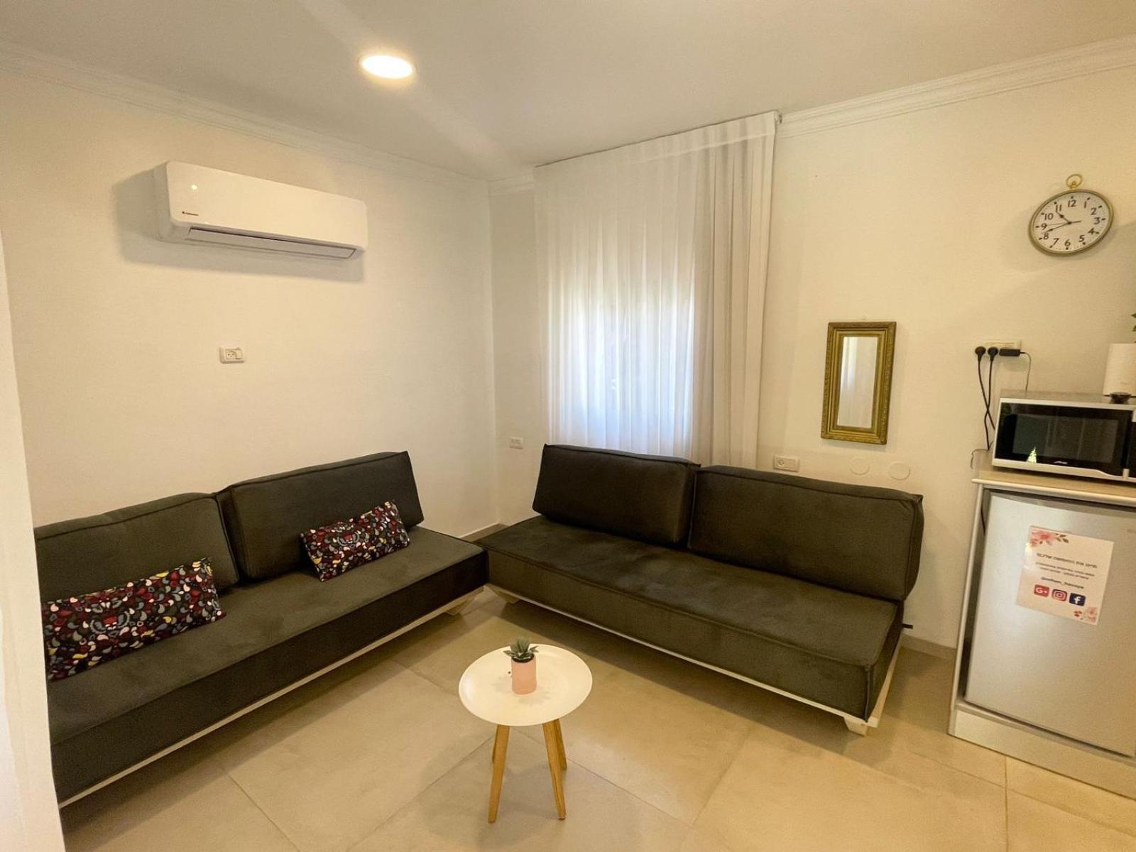 Orhan Havaya Sheʼar Yashuv Extérieur photo
